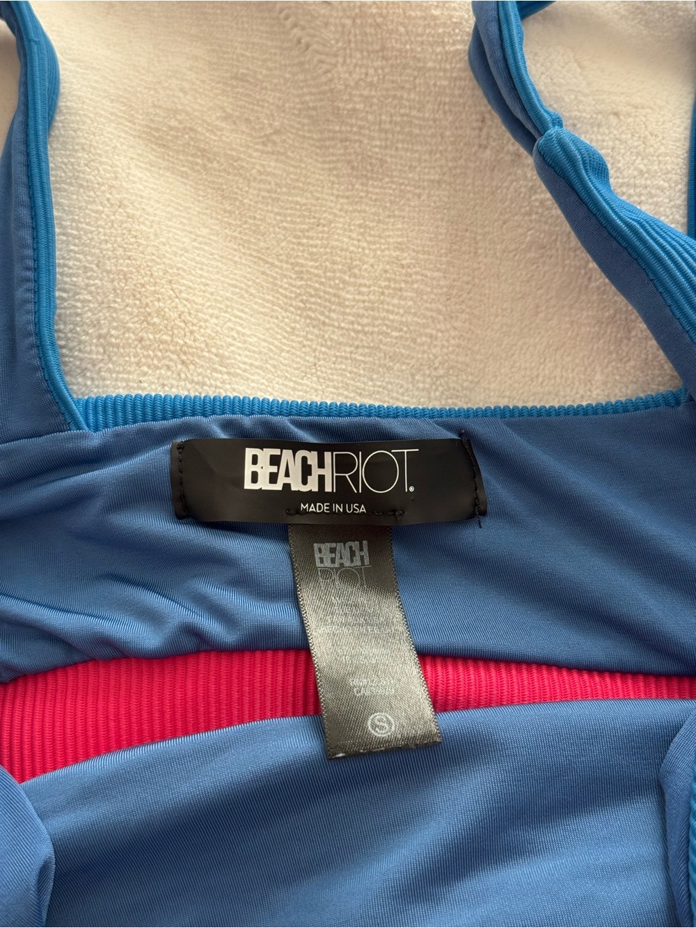 Beach Riot Bikini top - Picture 2 of 3